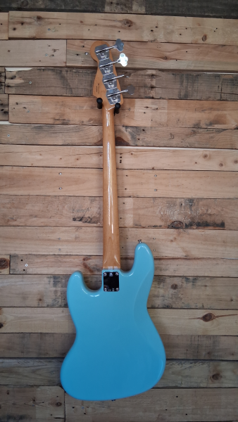 Preview: Fender Vintera 60s Jazz Bass Daphne Blue, Demomodell